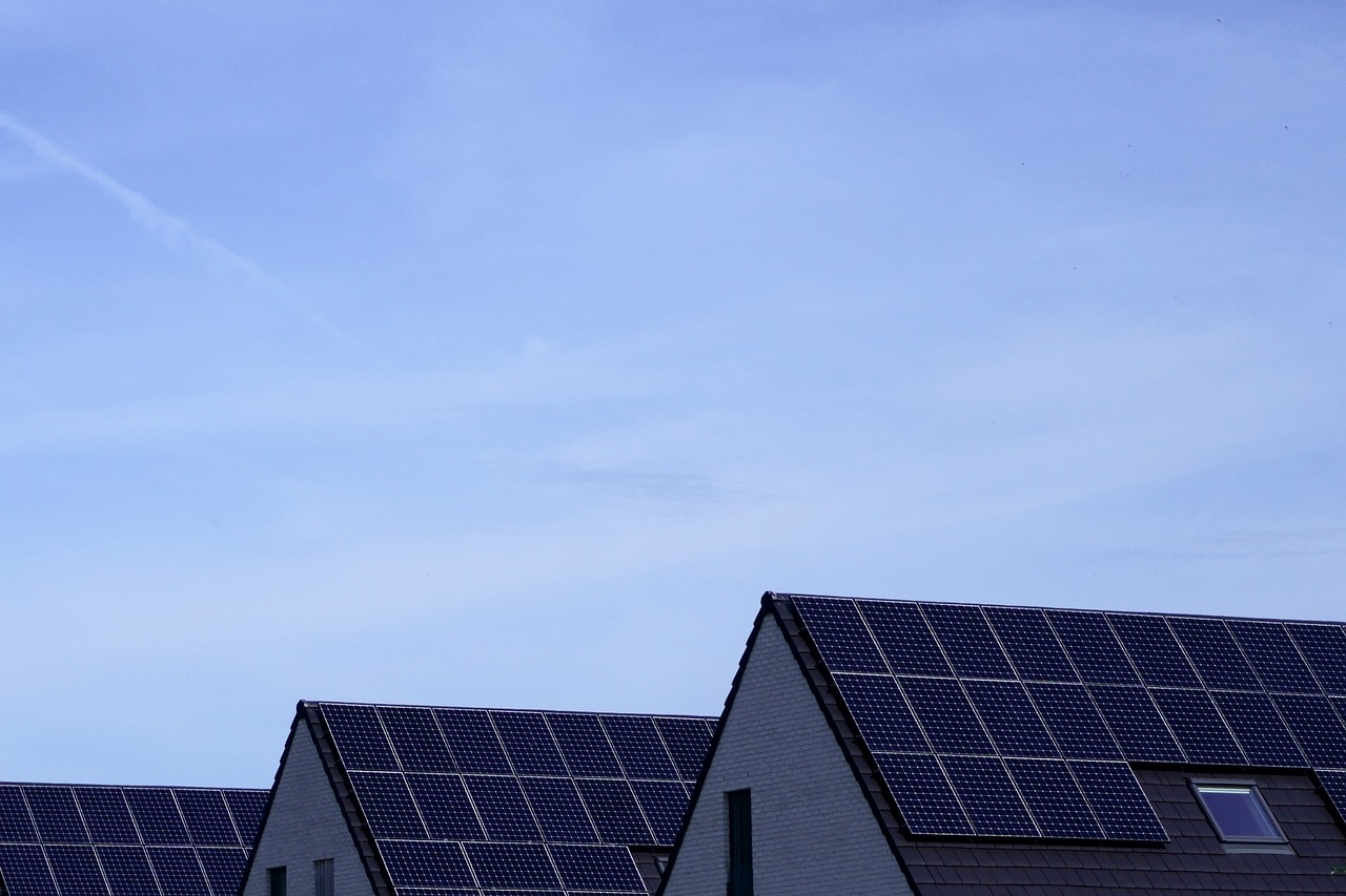 Can Green Energy Solutions Reduce Energy Cost?